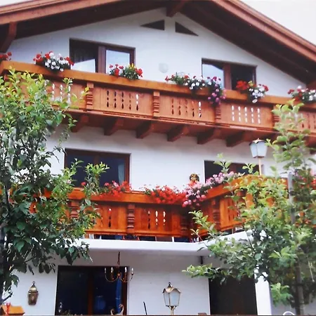 Hofstaetter Ferienwohnung Fliess Exterior photo